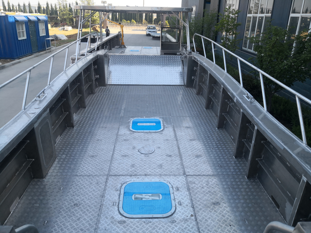 Kraf Pendaratan 11m untuk Pengangkutan Kargo