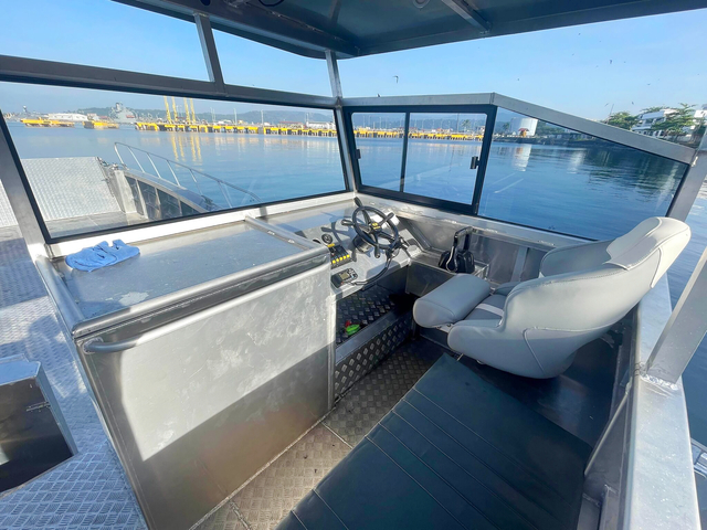 Tongkang Kraf Pendaratan Kargo Aluminium 10m 